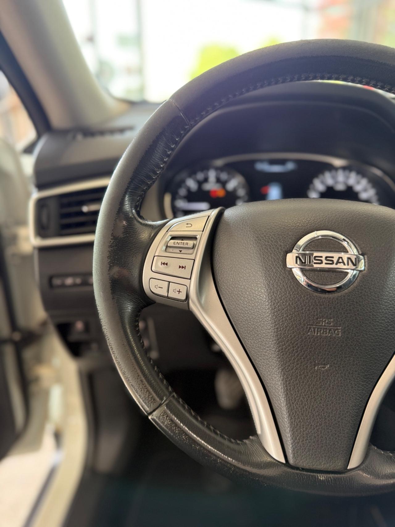 Nissan X-Trail 1.6 dCi 131CV 2WD 7 POSTI Tekna 05/2016 Euro 6B Neopantentati