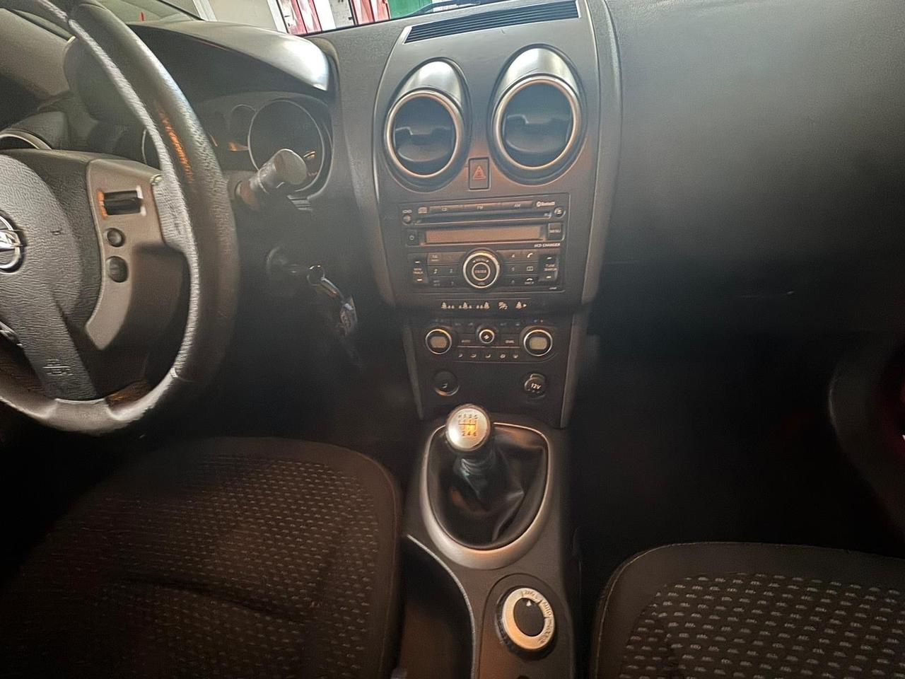 Nissan Qashqai 2.0 dCi DPF 4WD VISIA