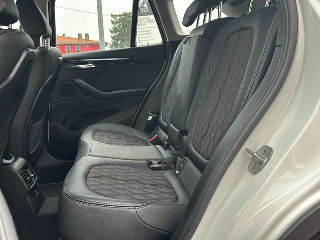 BMW X1 18 d xLine xDrive Steptronic