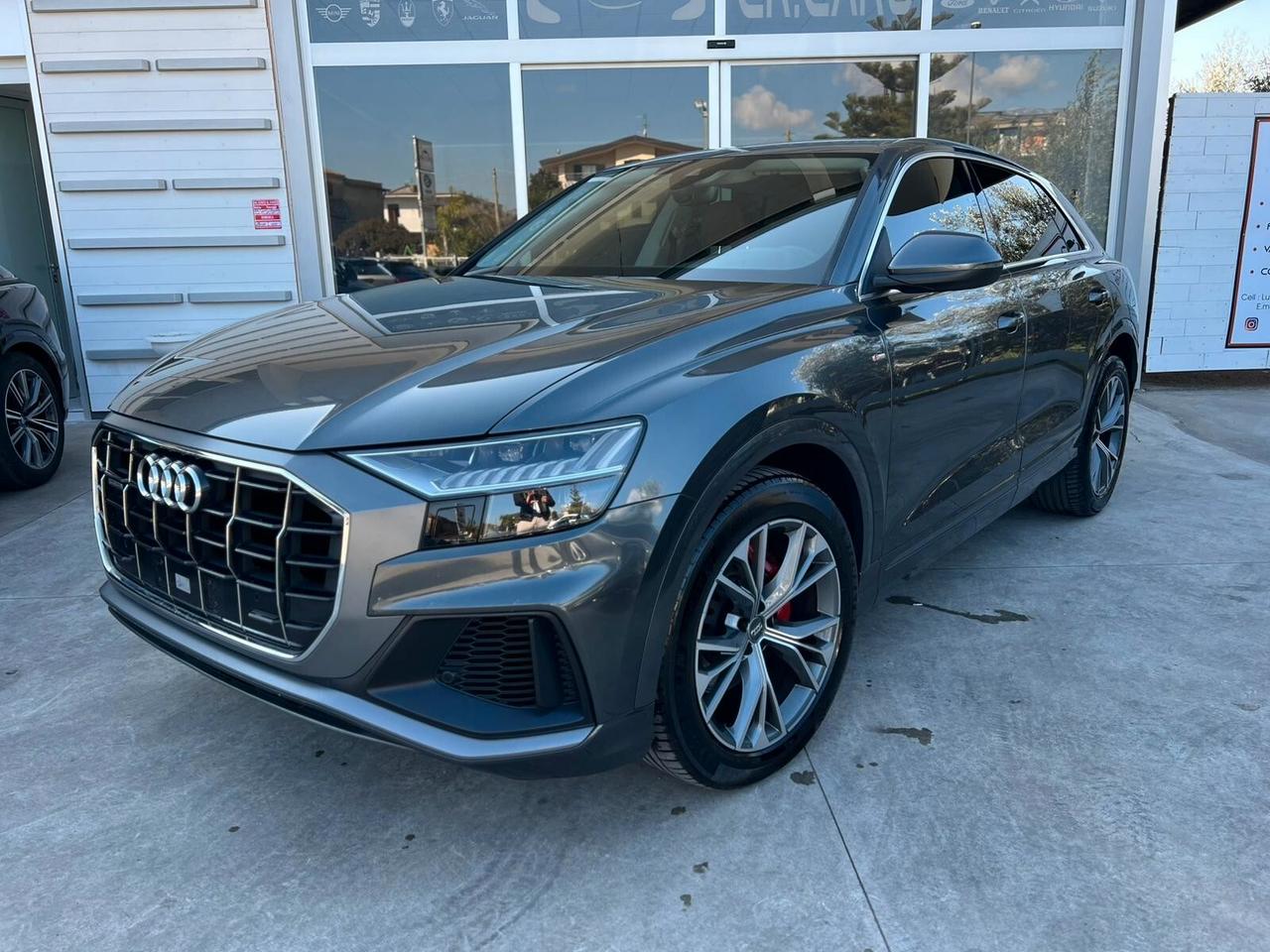 Audi Q8 SQ8 TDI quattro tiptronic S-LINE