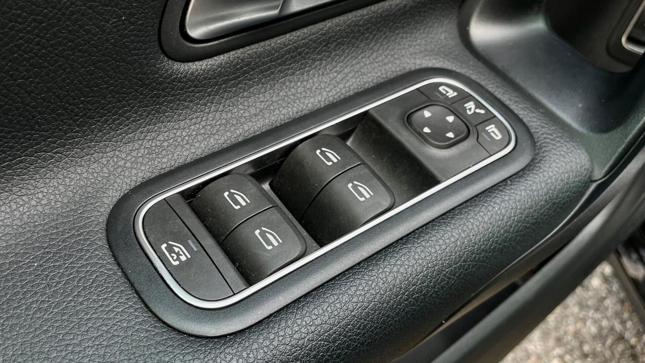 MERCEDES-BENZ CLA 180D EXECUTIVE 2.0 116CV - VIRTUAL COCKPIT, GANCIO TRAINO, NEOPATENTATI