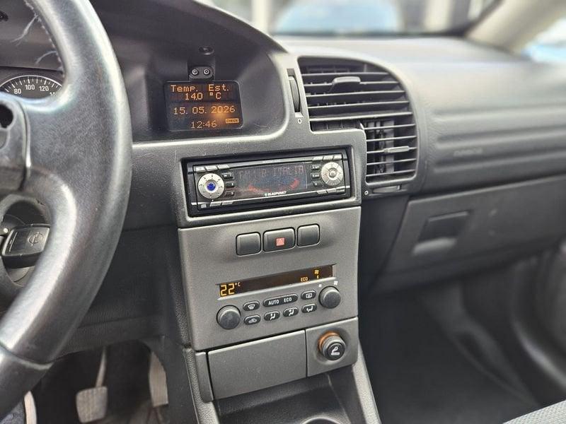Opel Zafira Zafira 1.8 16v Elegance 7POSTI