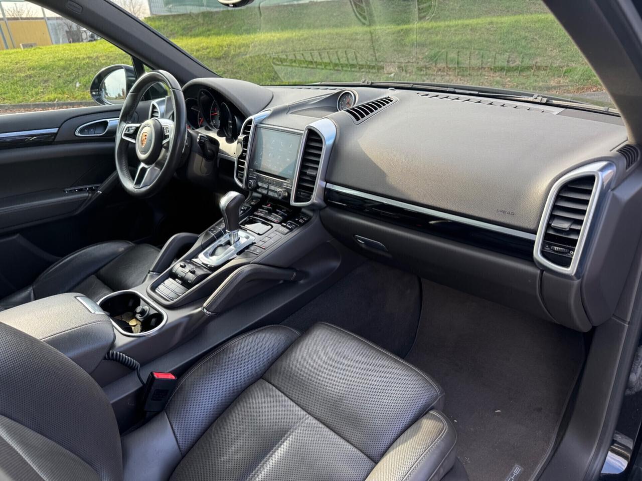 Porsche Cayenne 3.0 Diesel Platinum Edition