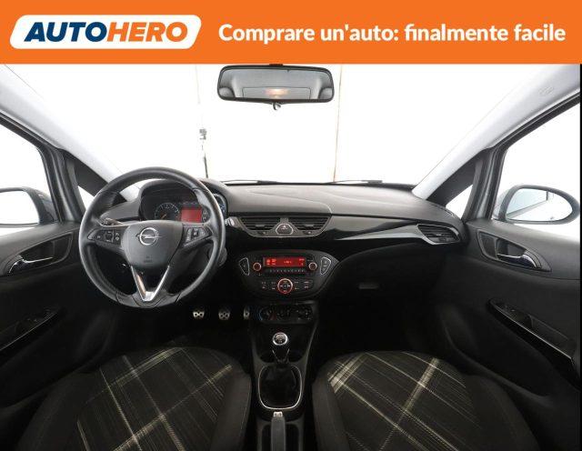OPEL Corsa 1.2 Coupé b-Color