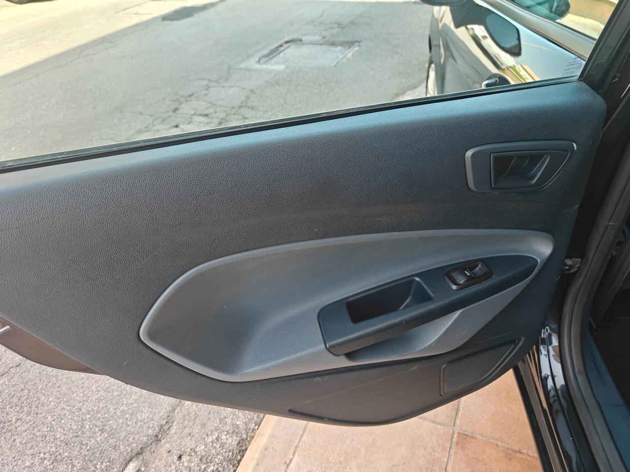 Ford Fiesta 1.4 TDCi Titanium