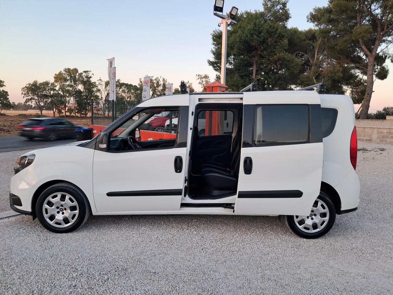 Fiat Doblò 1.6 MJT 120cv 5 Posti N1 PL Maxi Lounge *GANCIO T.*