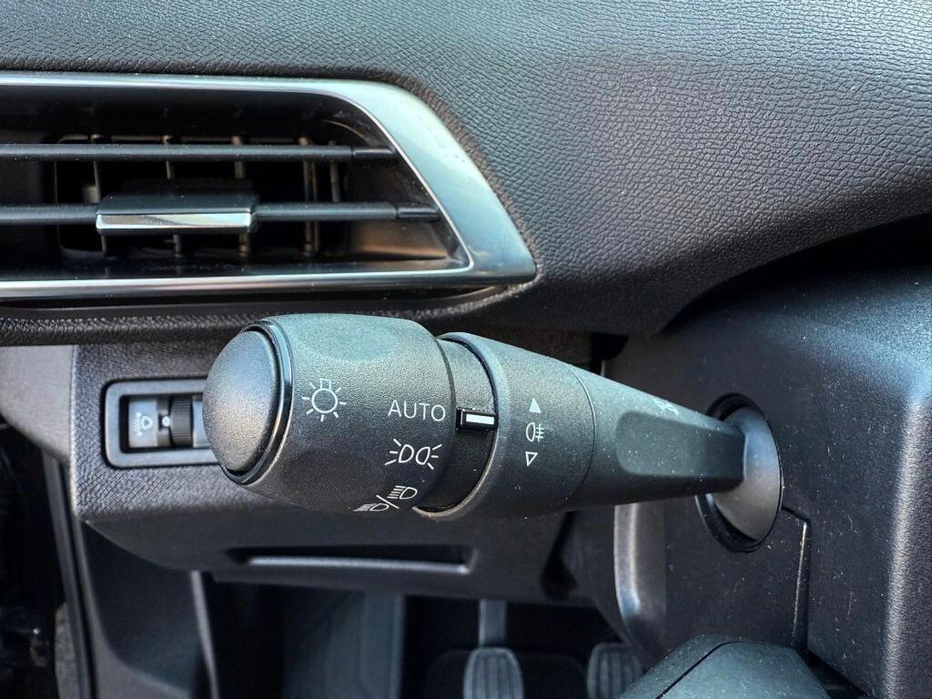 Peugeot 3008 BlueHDi 130 S&S Active Business