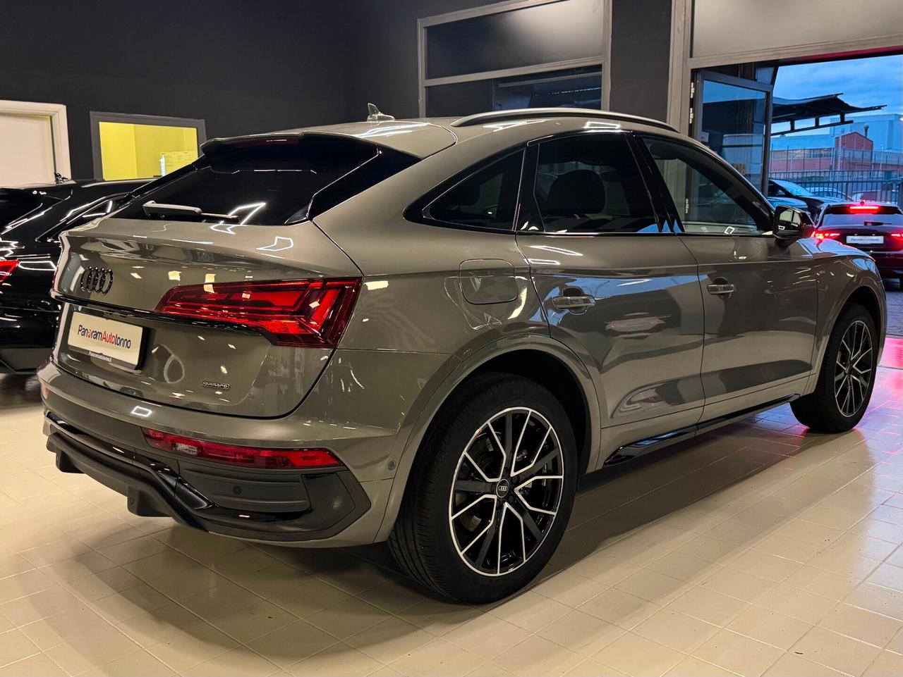 AUDI Q5 2ª serie Q5 SPB 40 TDI quattro S troni...