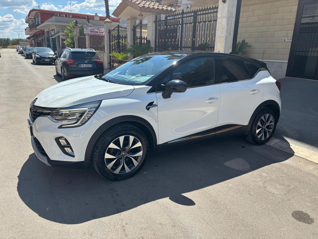 Renault Captur Blue dCi 115 CV EDC Intens