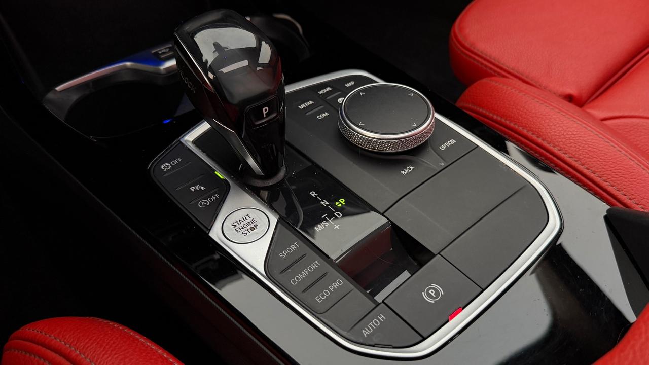 BMW 116D 1.5 LUXURY AT7 116 CV - VIRTUAL COCKPIT, TETTO APRIBILE, SEDILI IN PELLE