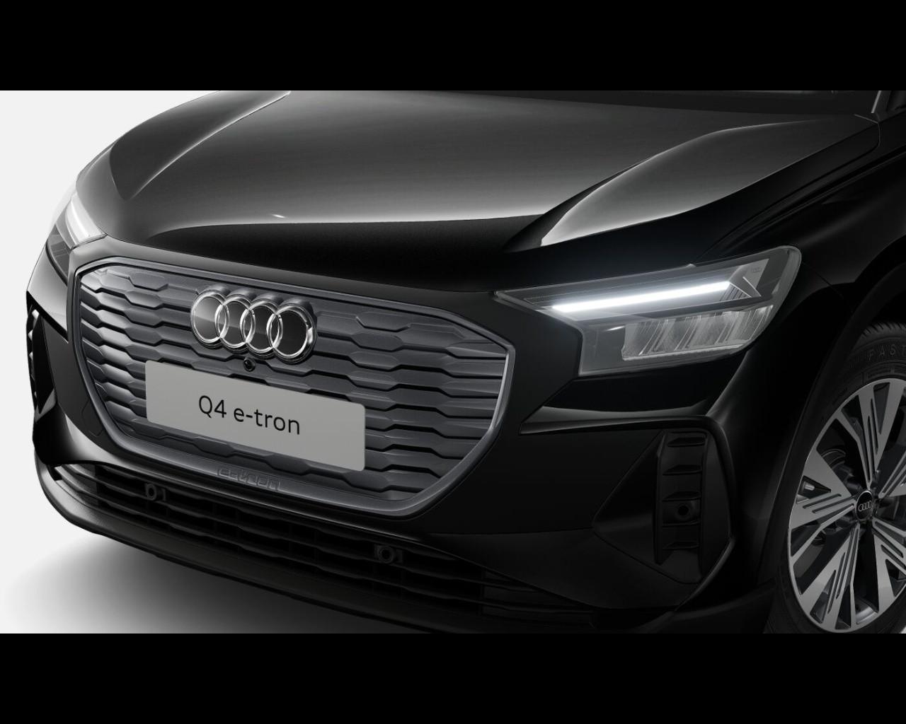 AUDI Audi Q4 Business 40 e-tron 150,00 kW