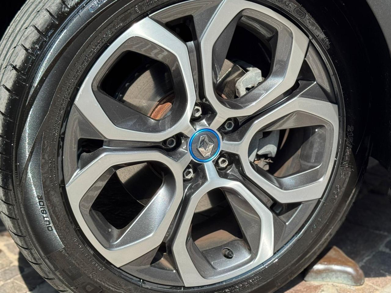 Renault Captur Plug-in Hybrid E-Tech 160 CV Intens