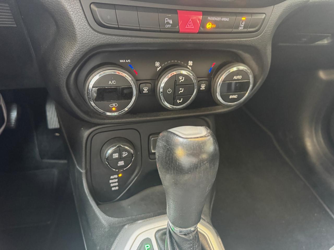 Jeep Renegade 2.0 Mjt 140CV 4WD cambio automatico