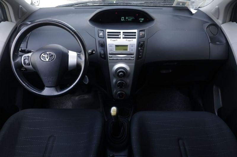 Toyota Yaris Toyota Yaris 1.3 3 porte Navi Unicoproprietario