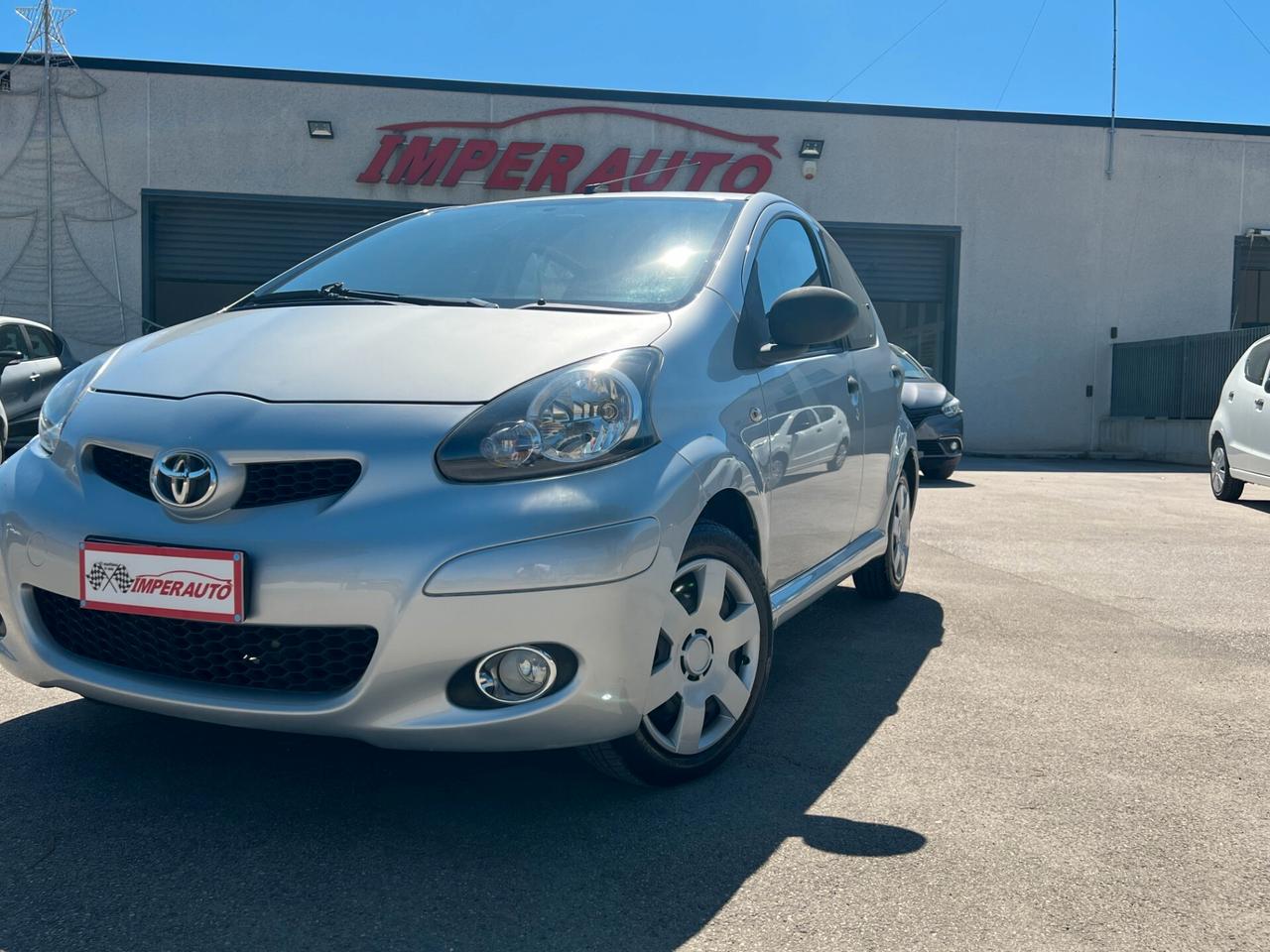 Toyota Aygo 1.0 12V VVT-i 5 porte Now