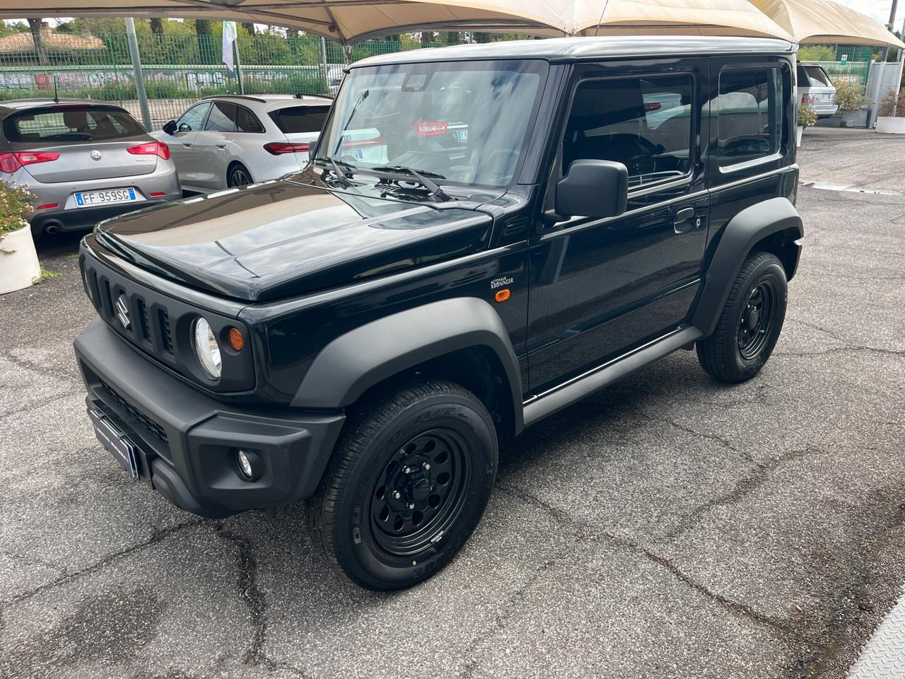 Suzuki Jimny 1.5 5MT Top