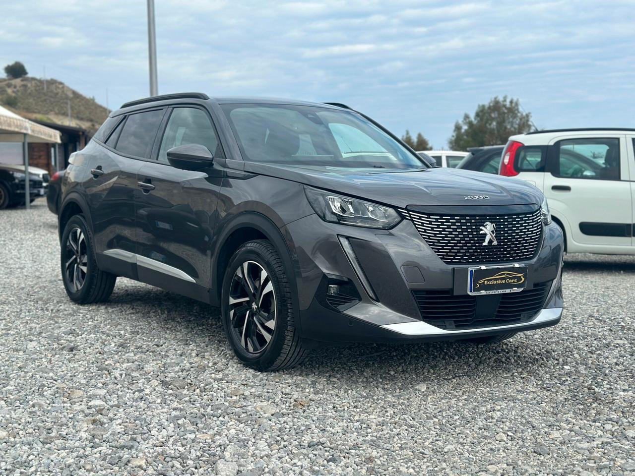 Peugeot 2008 BlueHDi 100 S&S Allure Navi Pack