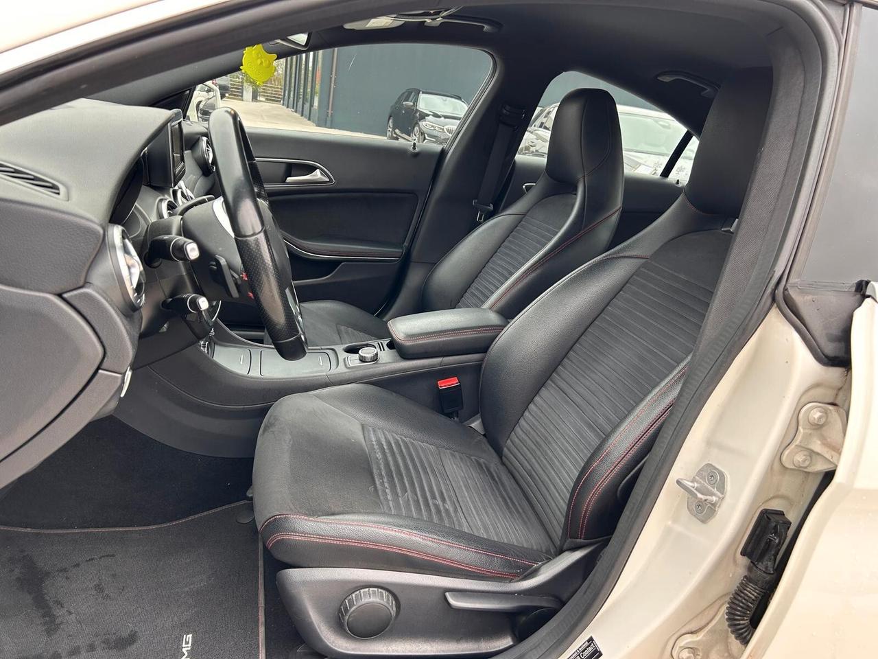 Mercedes-benz CLA 200 CDI 4Matic Automatic Premium AMG