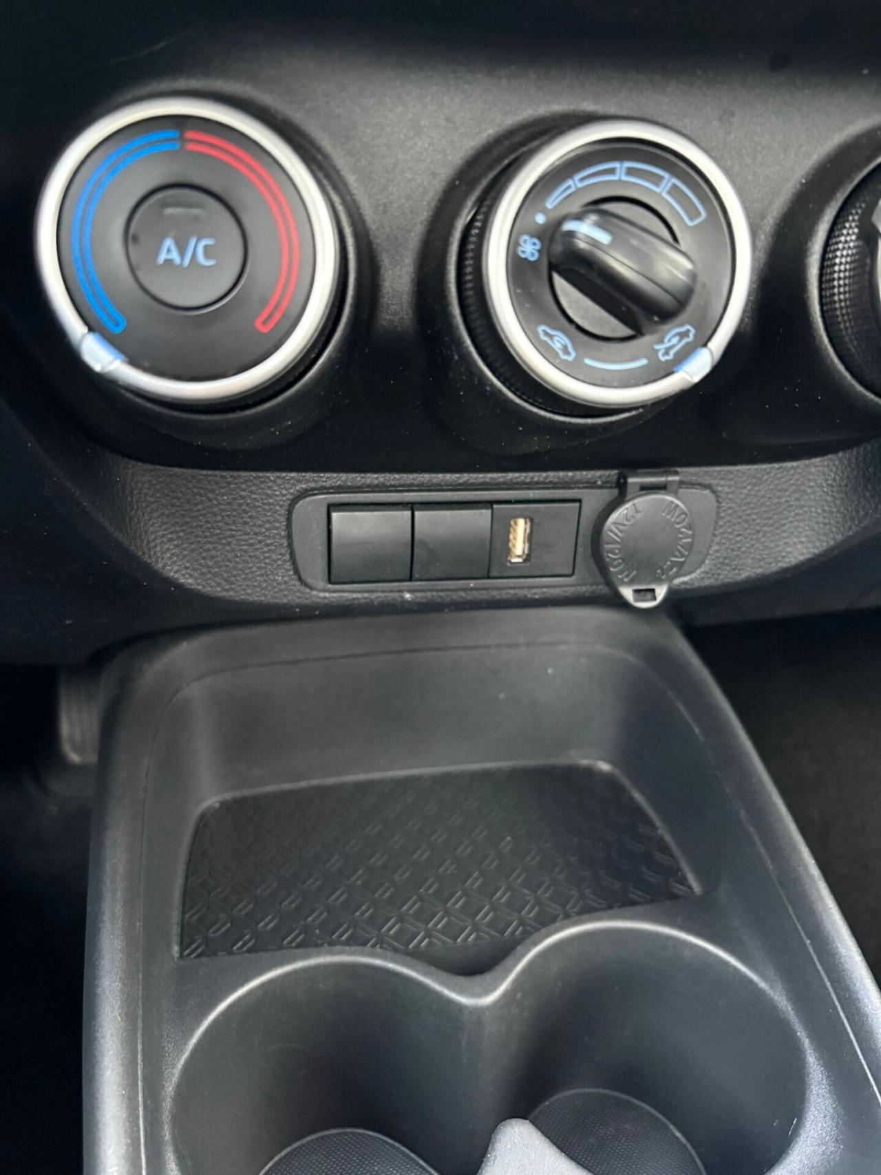 Toyota Aygo X 1.0 VVT-i MT Play