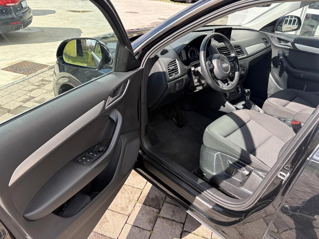 Audi Q3 2.0 TDI 150 CV quattro S tronic Business