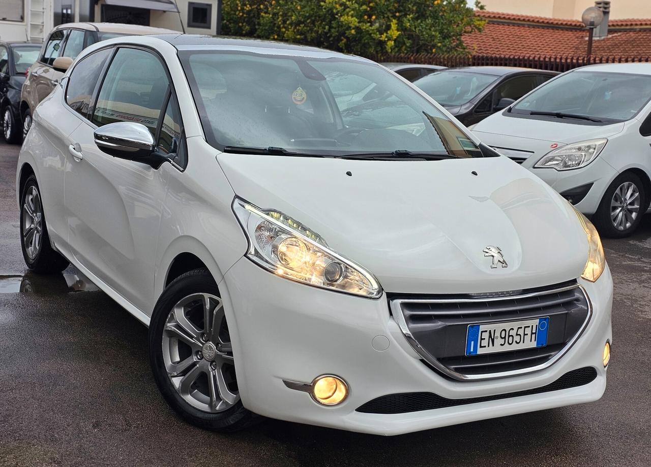 Peugeot 208 1.4 HDi 68 CV 3 porte Allure