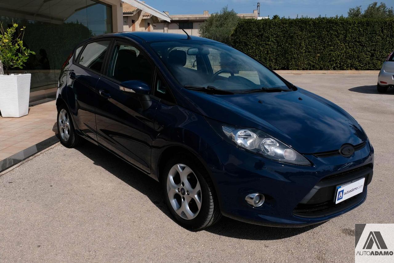 Ford Fiesta 1.4 TDCi 70CV 5 porte Titanium