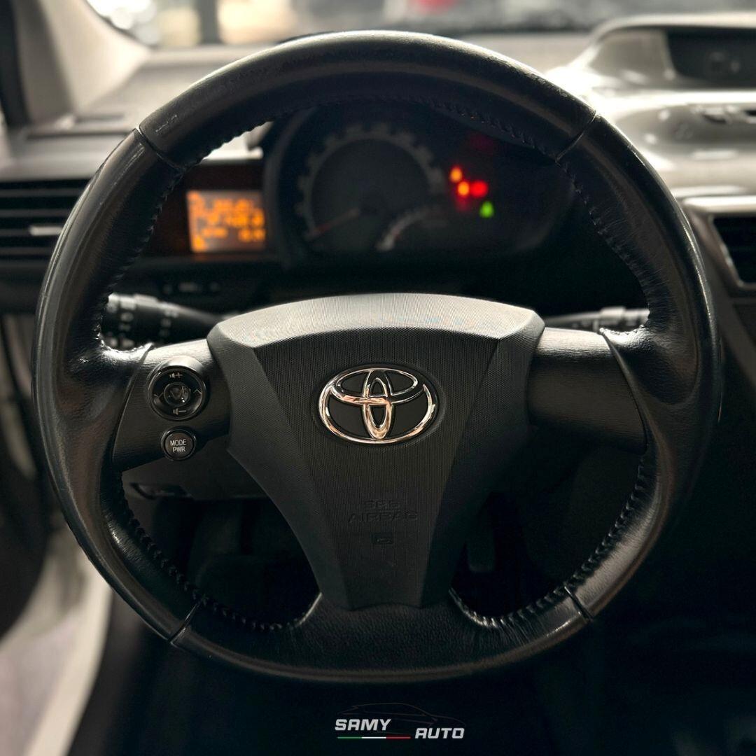 Toyota iQ 1.0 Multidrive Versione Lancio
