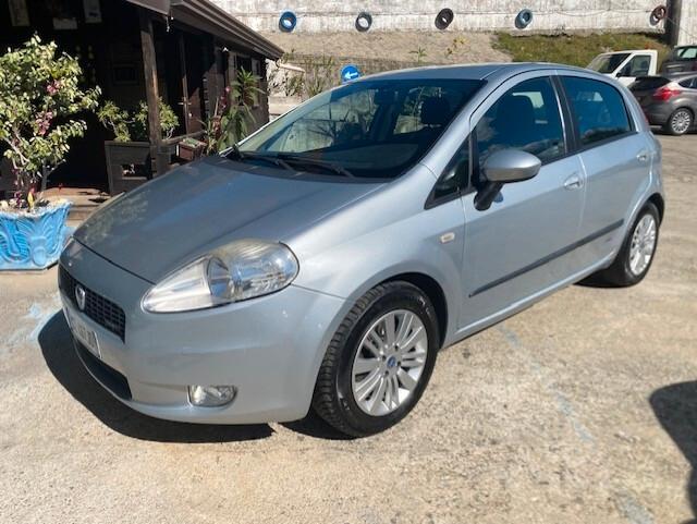 Fiat Grande Punto 1.3 MJT 90 CV 5 porte Dynamic