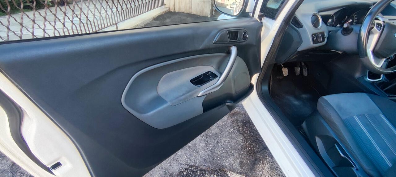Ford Fiesta Fiesta+ 1.4 3 porte Bz.- GPL