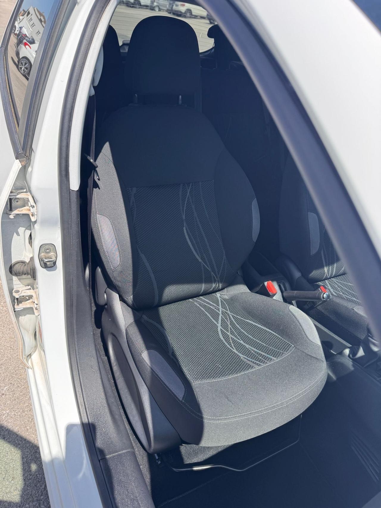 Peugeot 208 PureTech Active 108000 KM GARANZIA 12 MESI