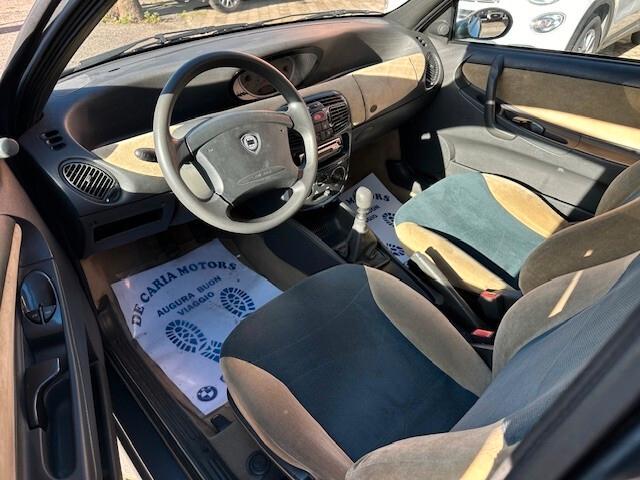 LANCIA Ypsilon Hybrid 1.0 Benz. 70CV Silver - 2022