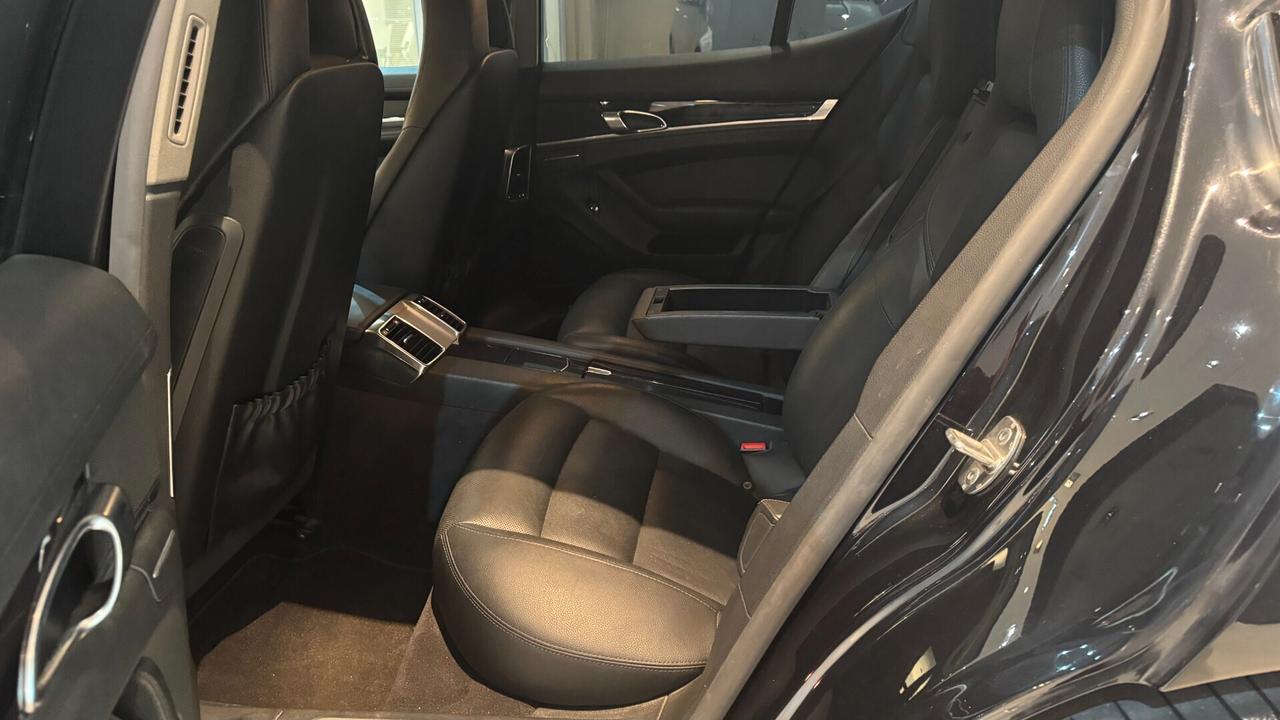 Porsche Panamera 3.0 300CV PLATINUM EDITION - 2015