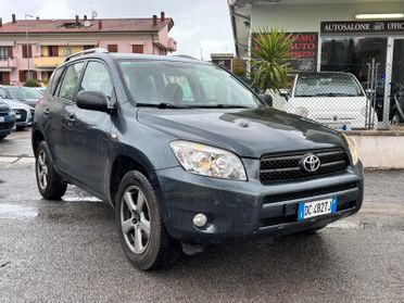 Toyota RAV 4 RAV4 2.2 D-4D 136 CV Luxury