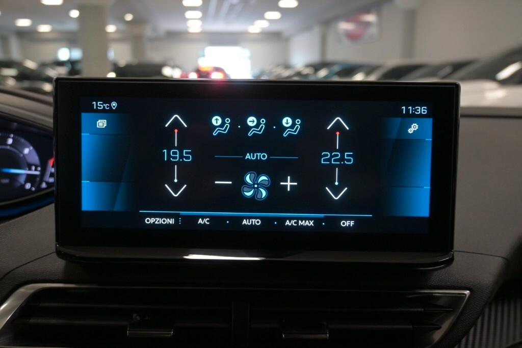 PEUGEOT 3008 1.5 BLUEHDI 130CV EAT8 SeS ALLURE ( FARI LED - I-COCKPIT - NAVI - MIRROR - PDC - TELECAMERA POST. - CERCHI 18 )