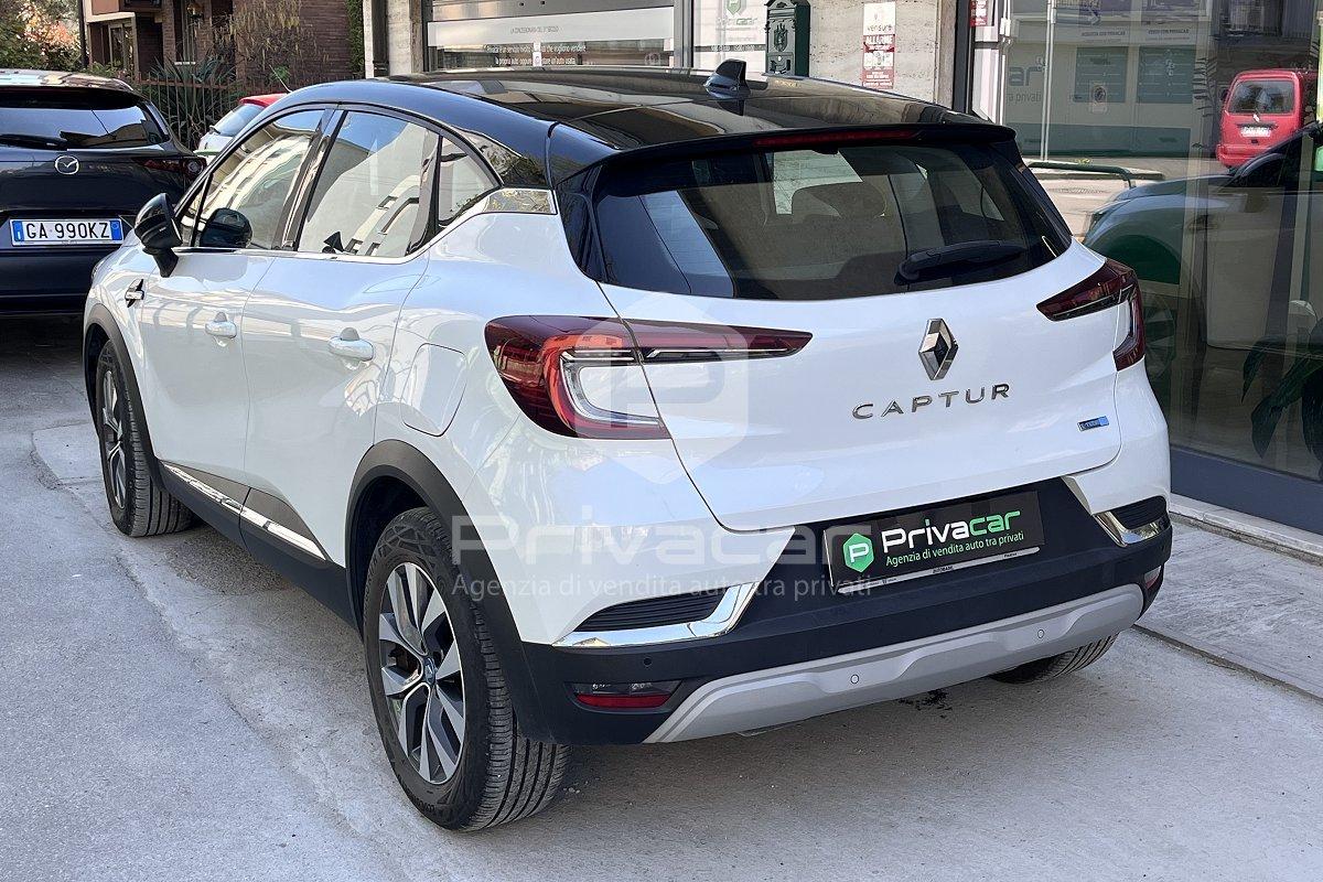 RENAULT Captur Plug-in Hybrid E-Tech 160 CV Intens
