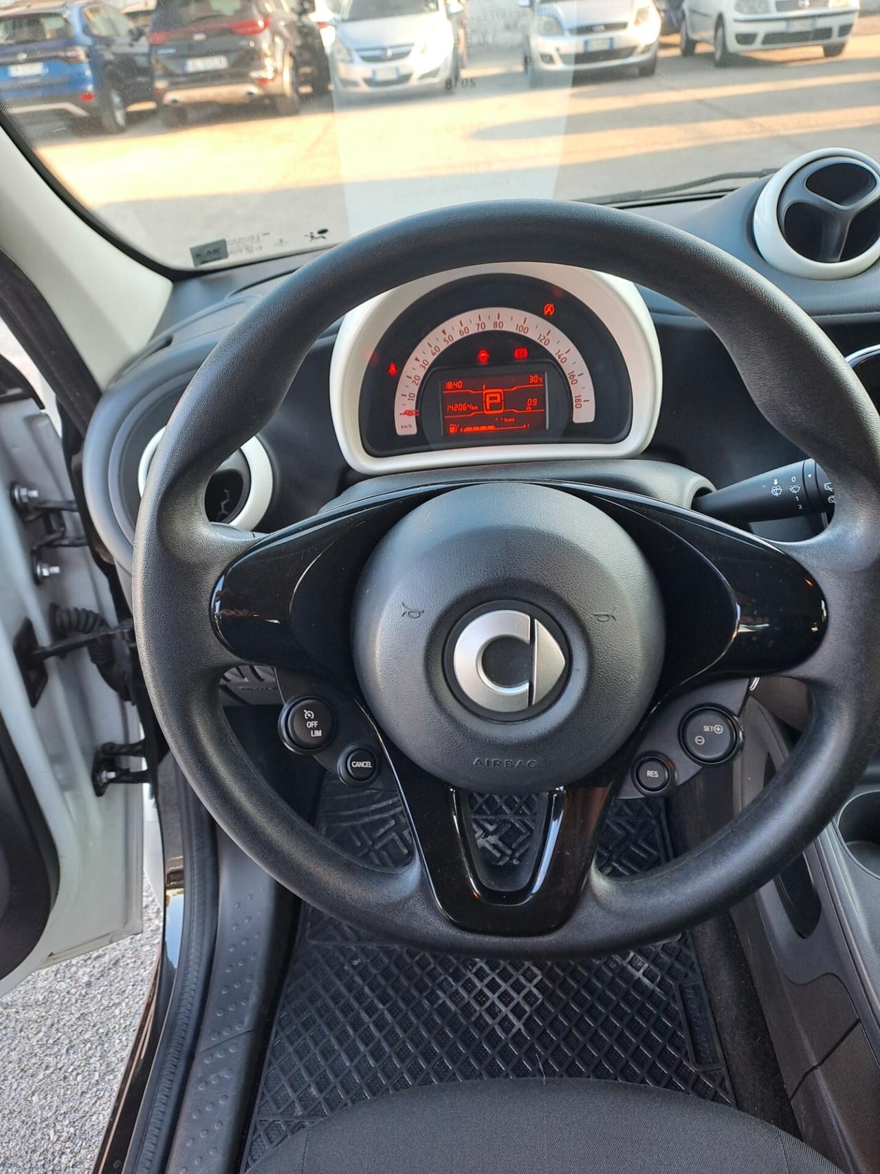 Smart ForFour 70 1.0 twinamic Perfect