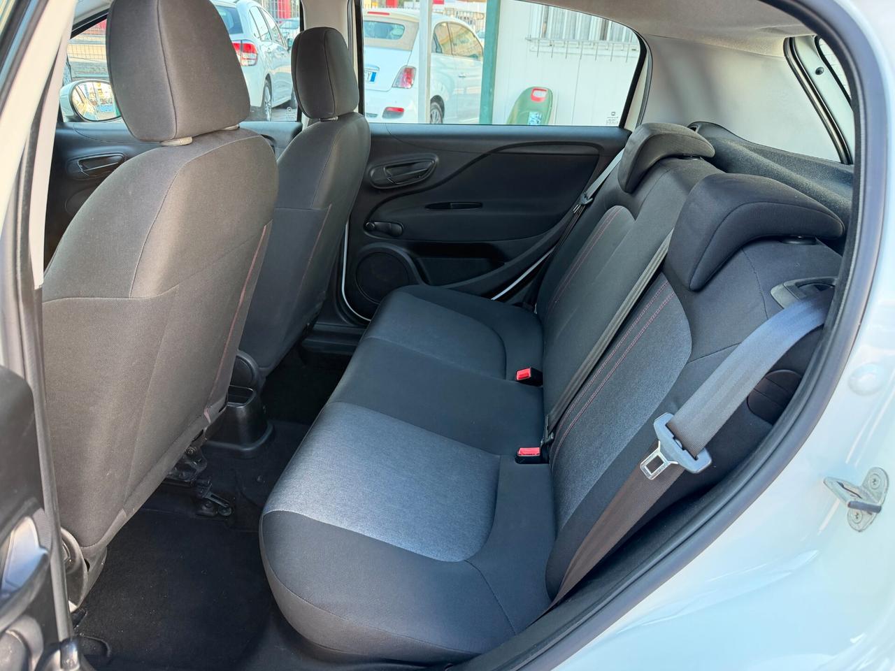 Fiat Punto 1.3 MJT II 75 CV 5 porte Street