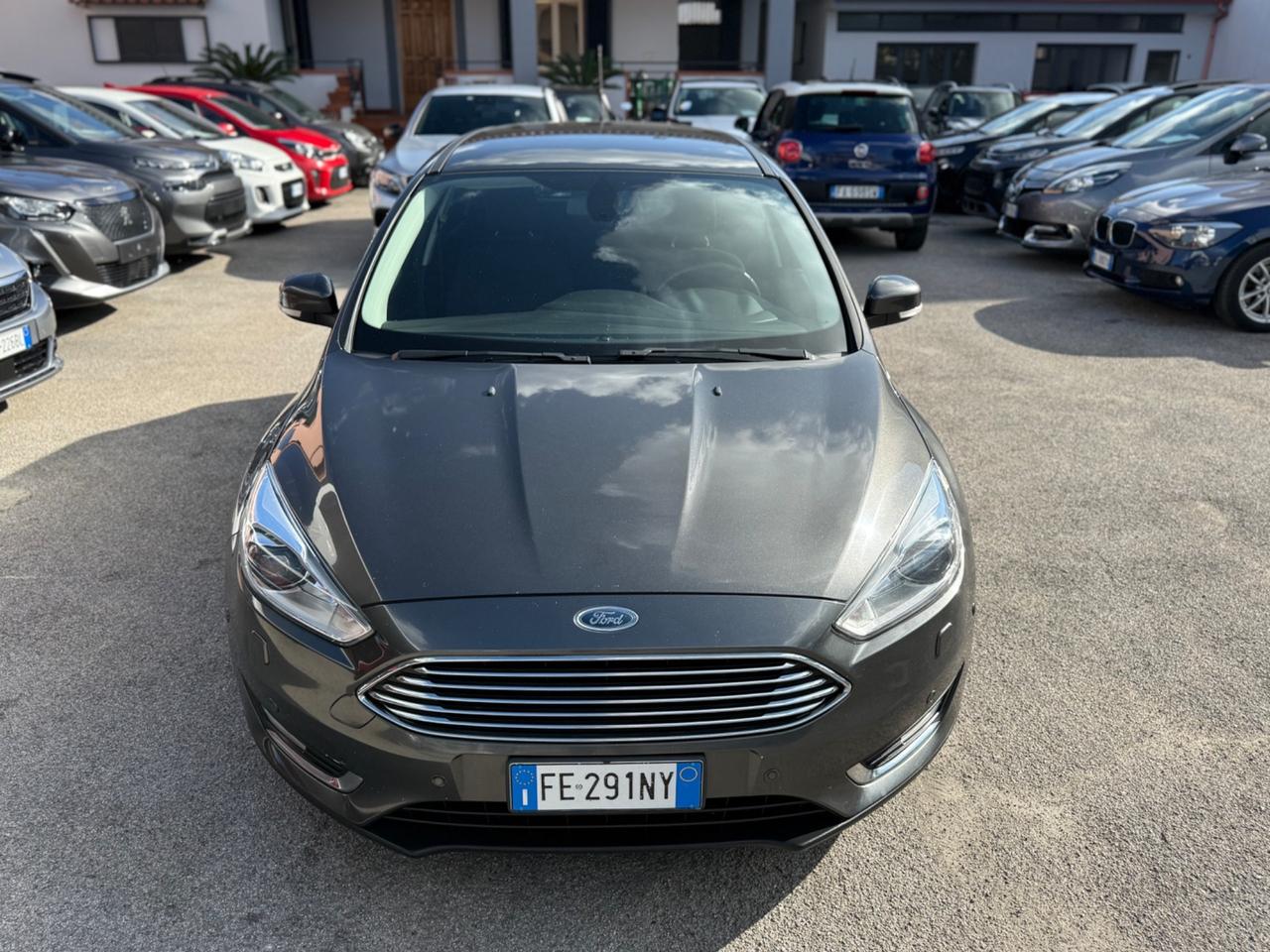 Ford Focus 1.5 TDCi 120 CV S&S Powershift SW Titanium