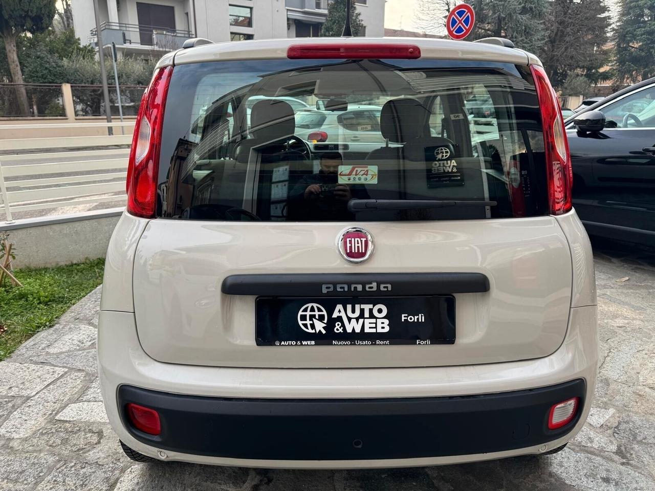 FIAT PANDA 1.2 LOUNGE UNIPROPRIETARIO NEOPAT.