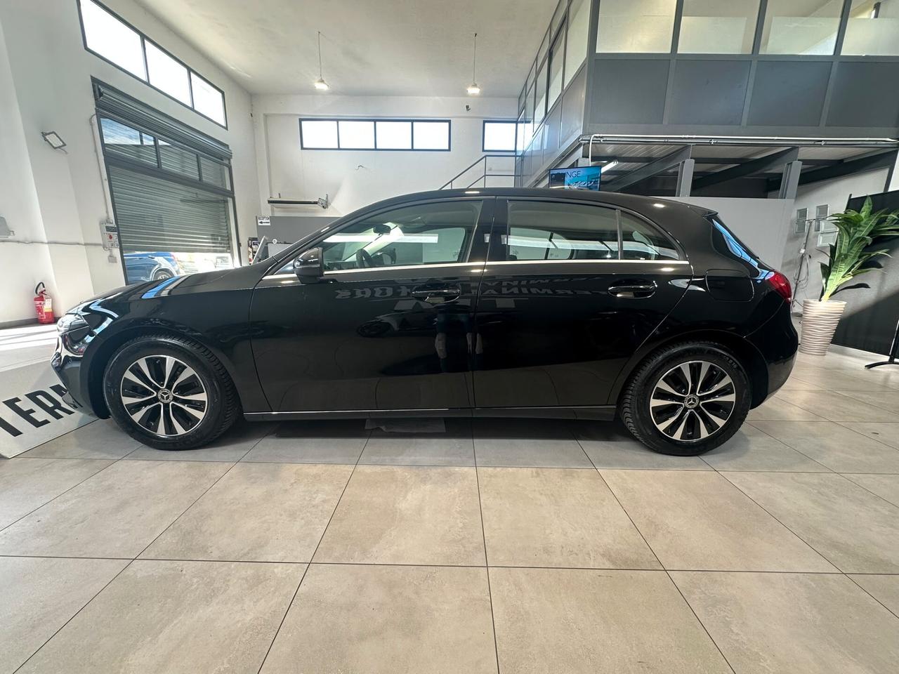 Mercedes-benz A 180 d Automatic Business