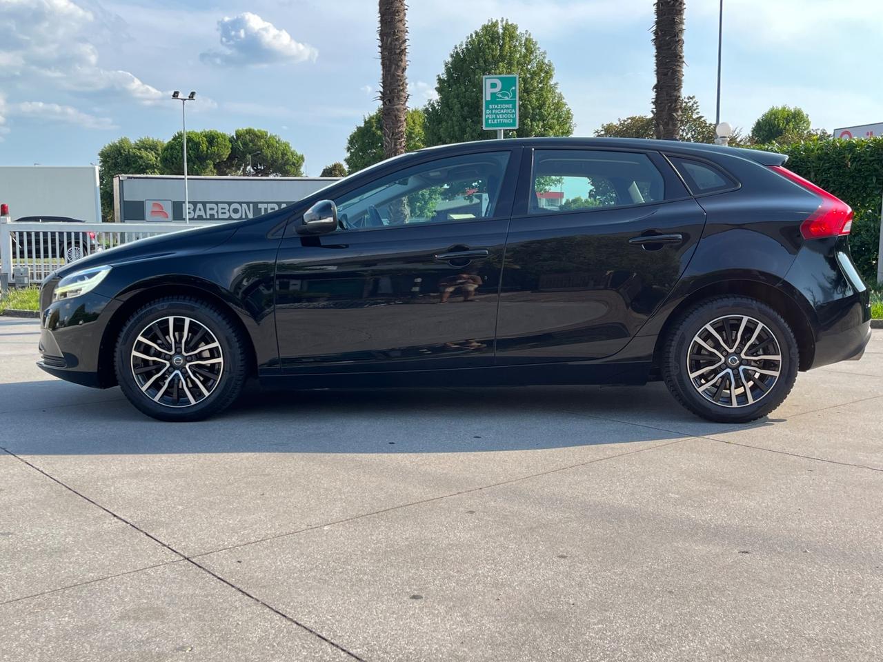 Volvo V40 D2 Business Plus ok PER Neopatentato...