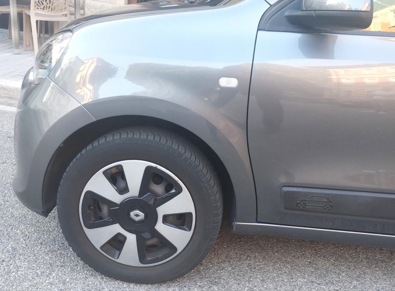 Renault Twingo SCe EDC Lovely