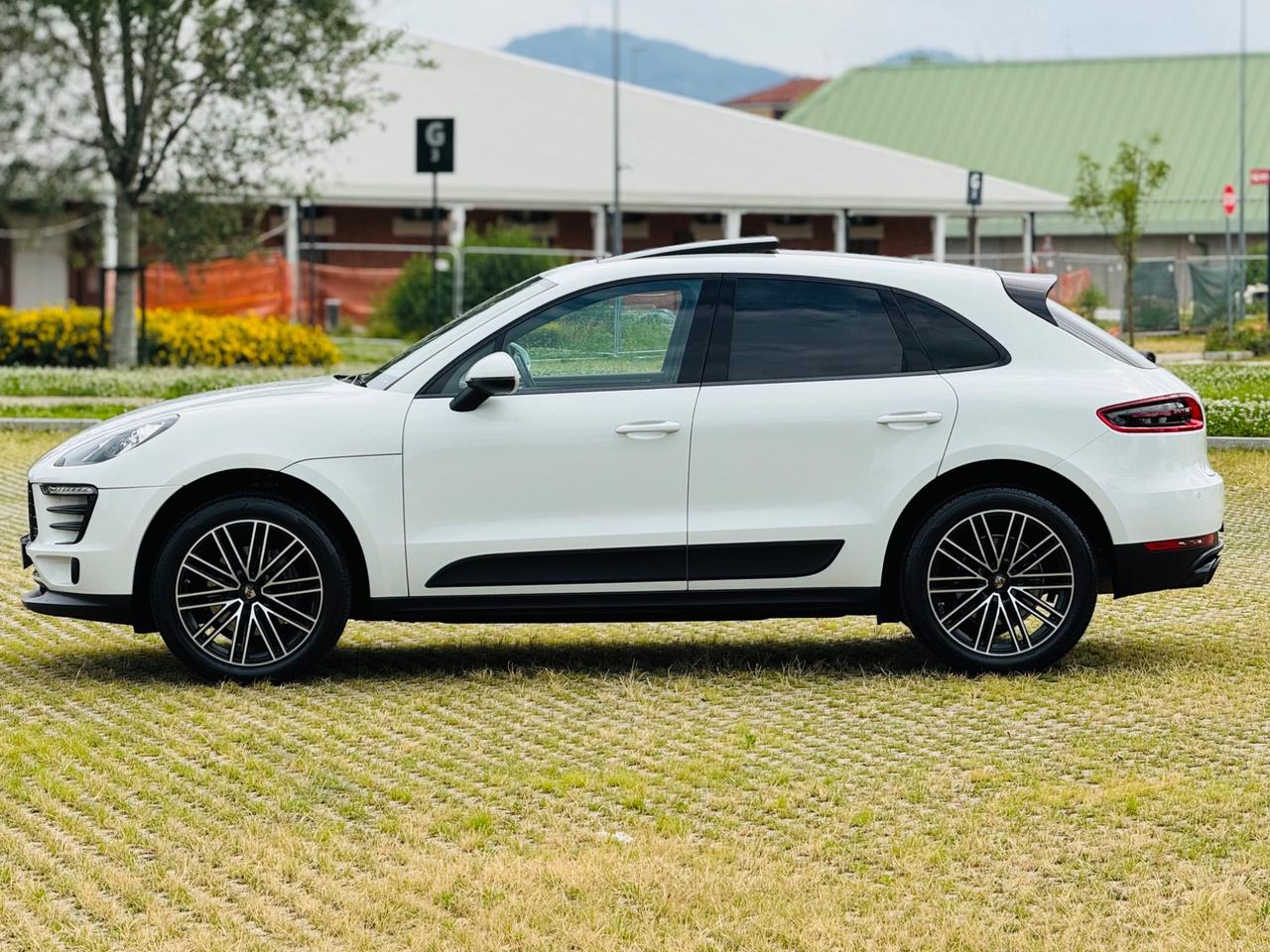 Porsche Macan 2.0 Benzina 252 Cv garanzia 12 mesi