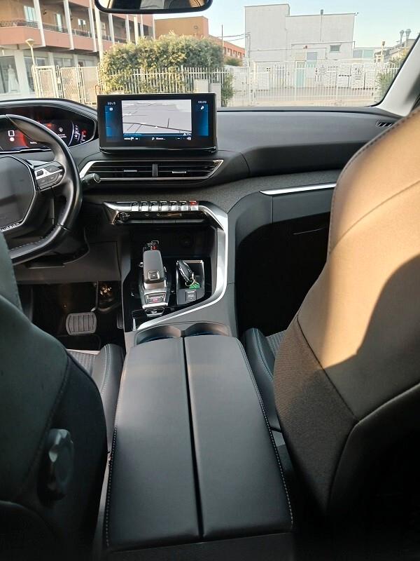 PEUGEOT 5008 1.5 BLUEHDi 130 CV EAT8 7 POSTI ALLURE PACK