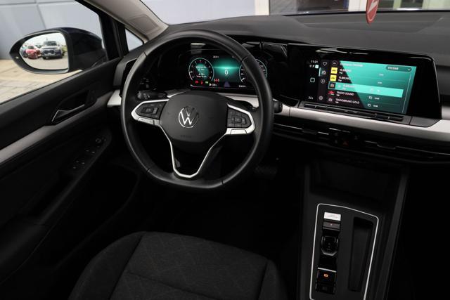 VOLKSWAGEN Golf 1.0 eTSI EVO DSG Life
