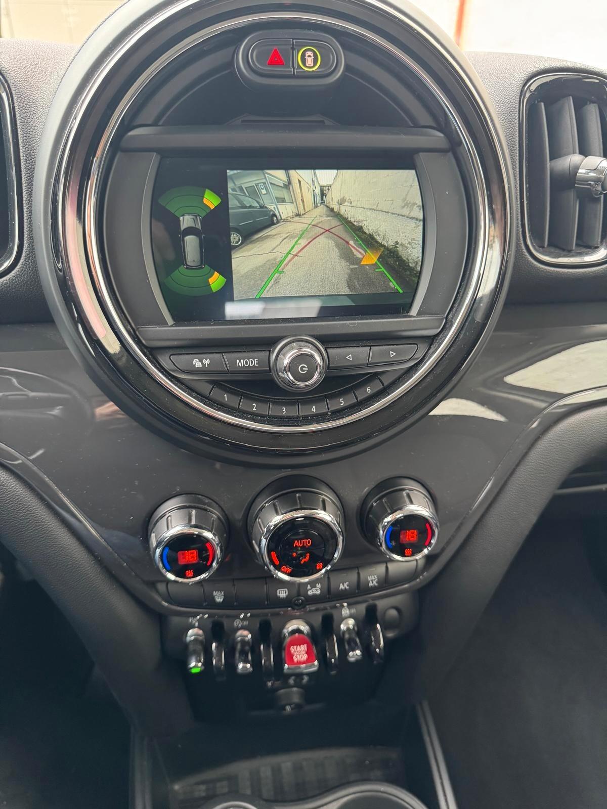 Mini Cooper D Countryman 2.0 Business ALL4 Automatica