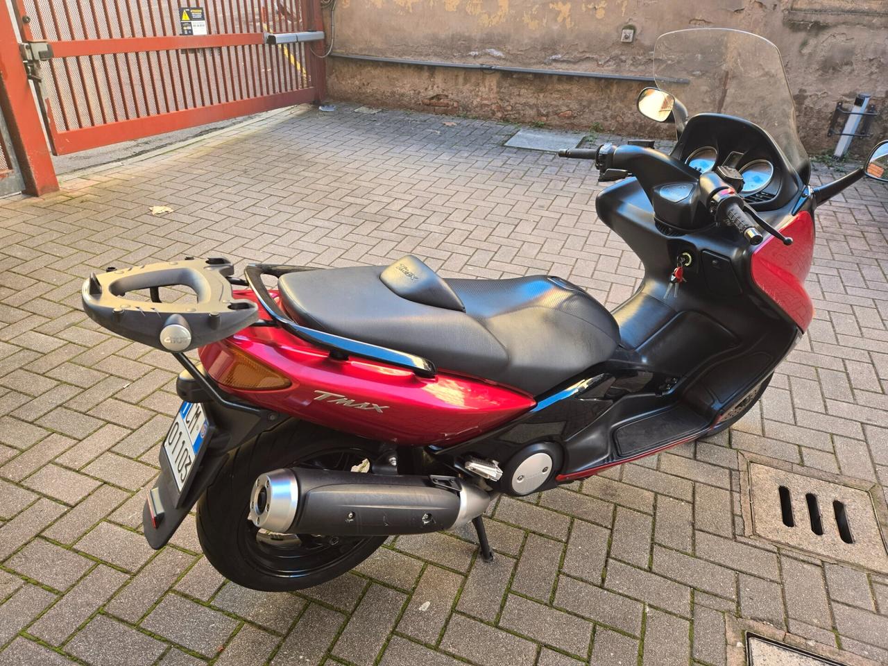 YAMAHA T-MAX 500