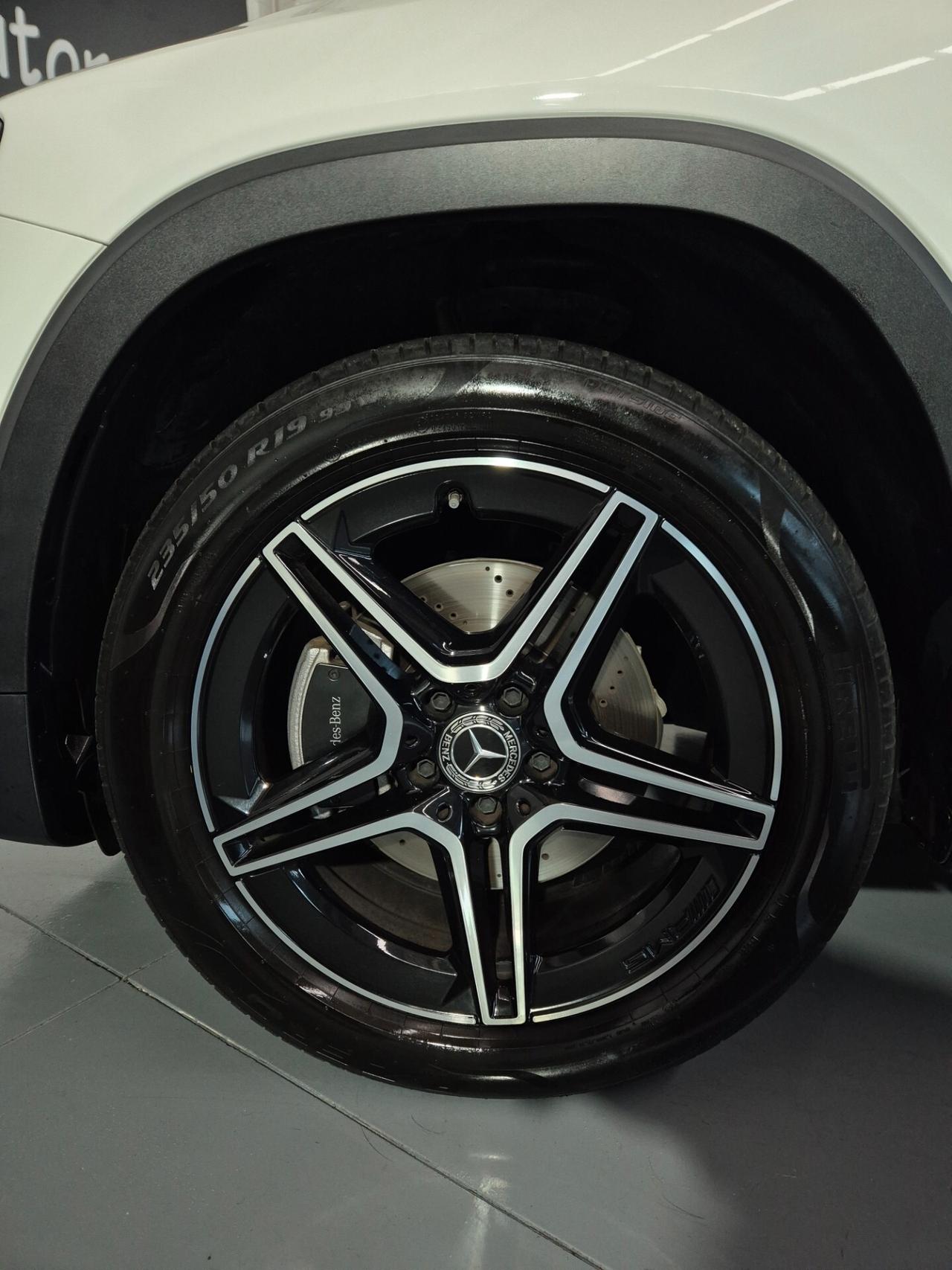 Mercedes-Benz GLB 180 D Premium 2.0 OK NEOPATENTATI