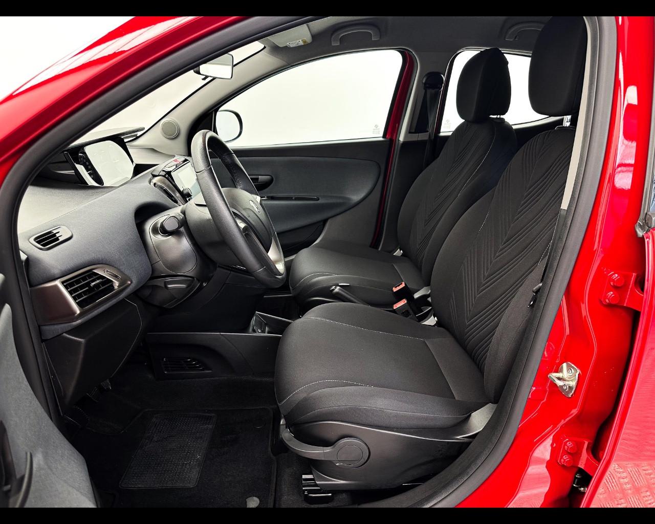 LANCIA Ypsilon 1.0 FireFly 5 porte S&S Hybrid Gold