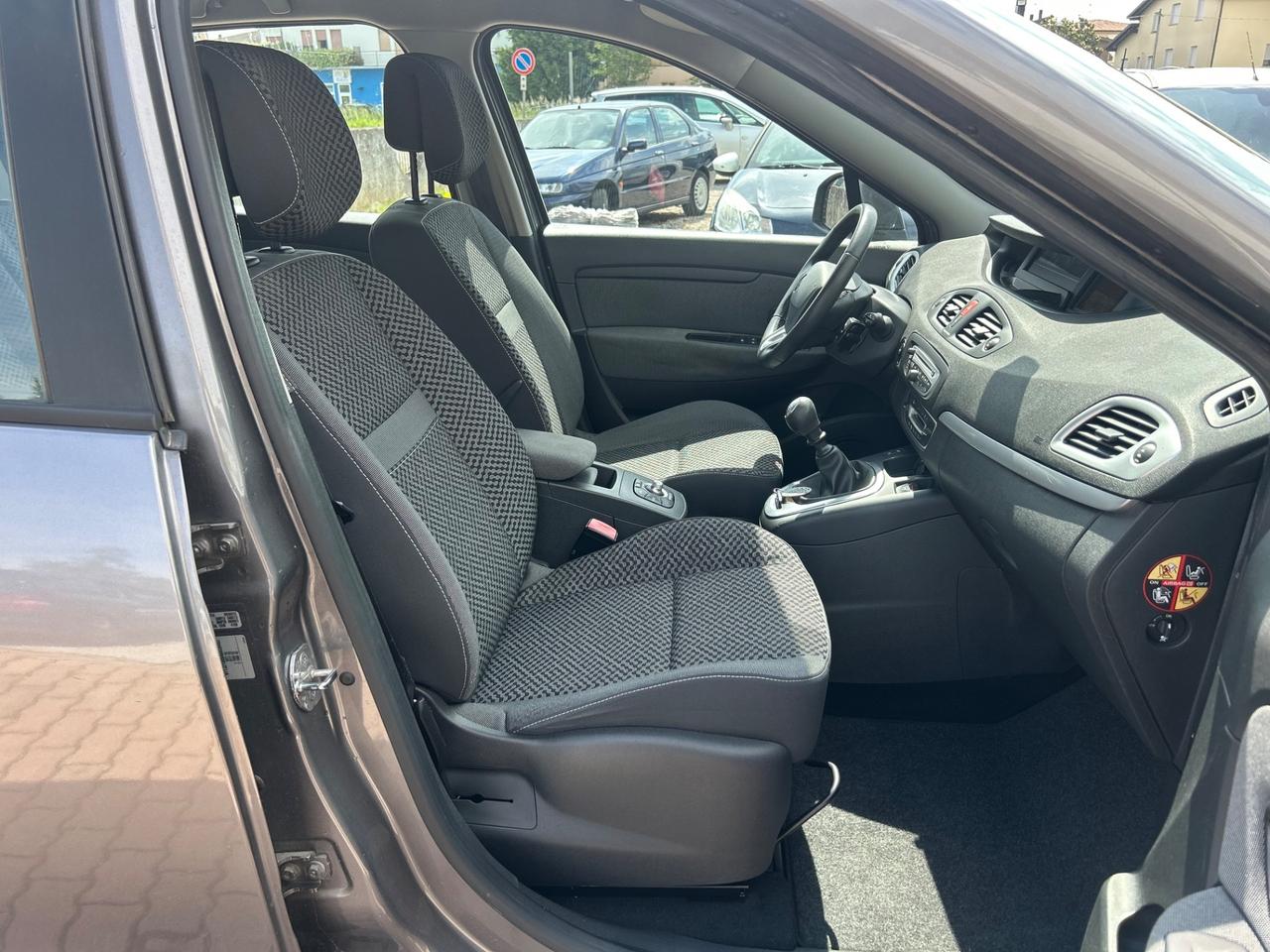 Renault Scenic Scénic X-Mod 1.6 Attractive